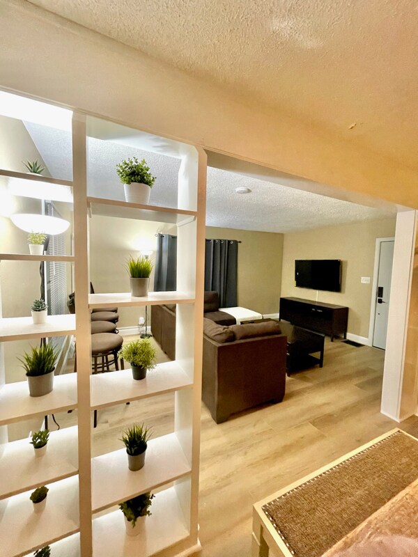 Foto principal - 4016 E 34th St