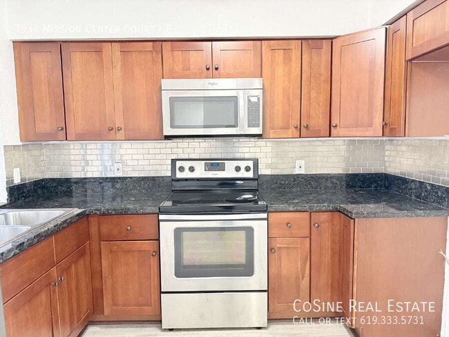 Building Photo - 7934 Mission Center Ct