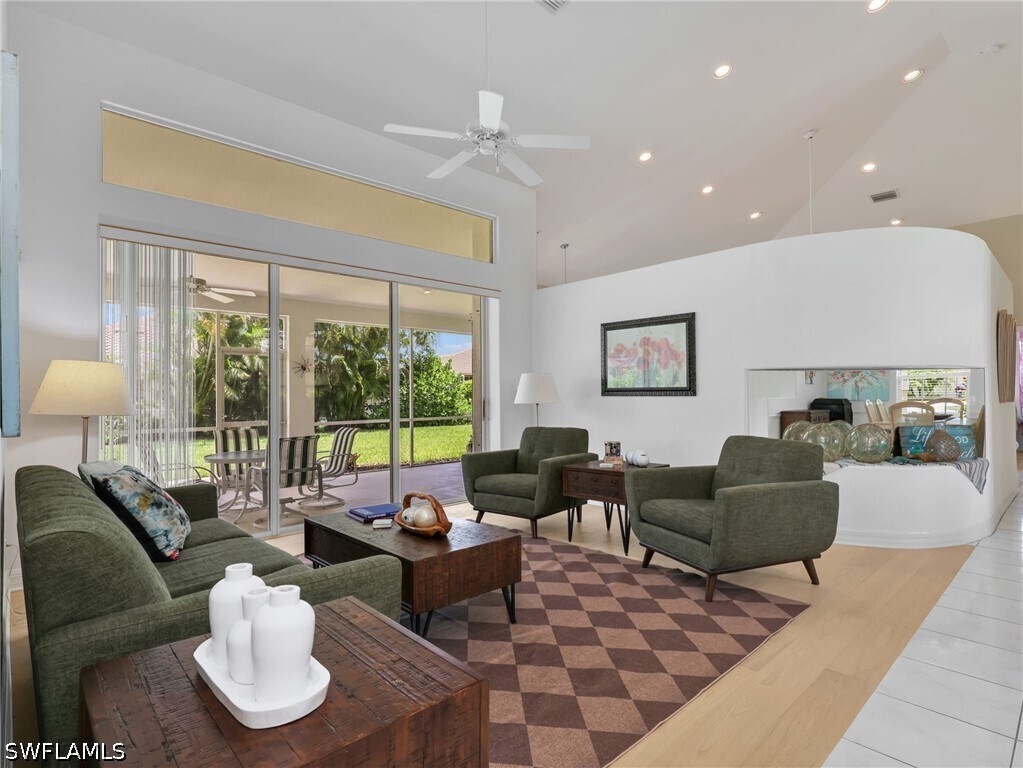 Foto del edificio - 2031 Teagarden Ln