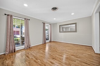 Building Photo - 5310 Indigo St