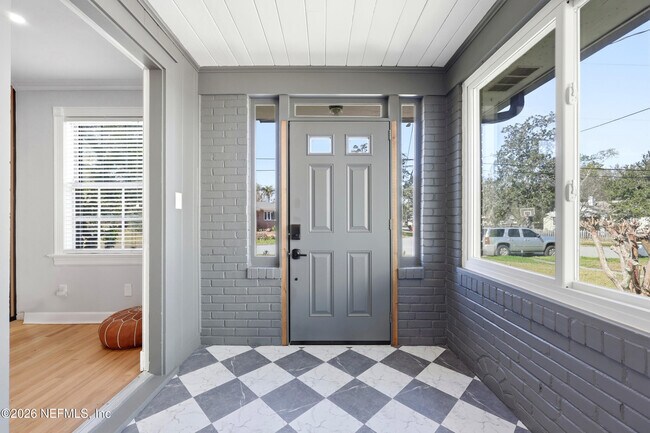 Foto del edificio - 813 Old Hickory Rd