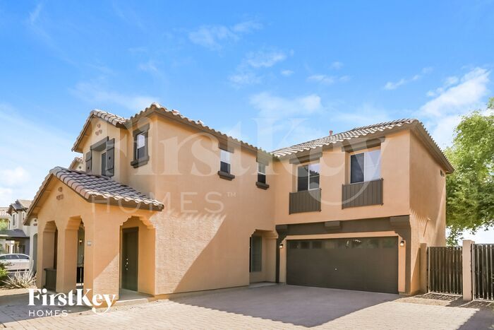 Primary Photo - 1909 S Starling Dr