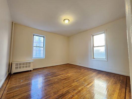 Building Photo - 1 bedroom in BRONX NY 10456