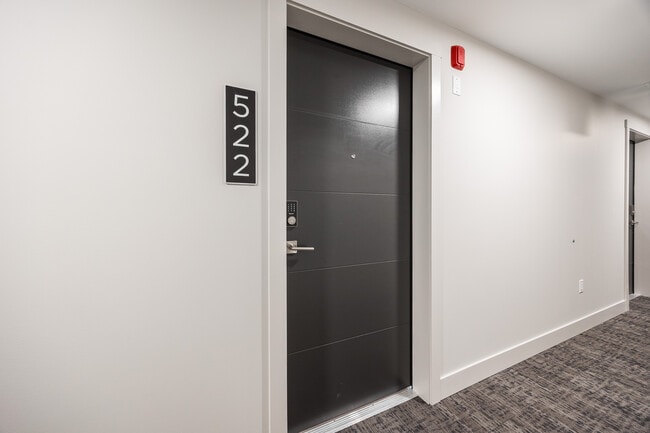 Building Photo - 500 Asher