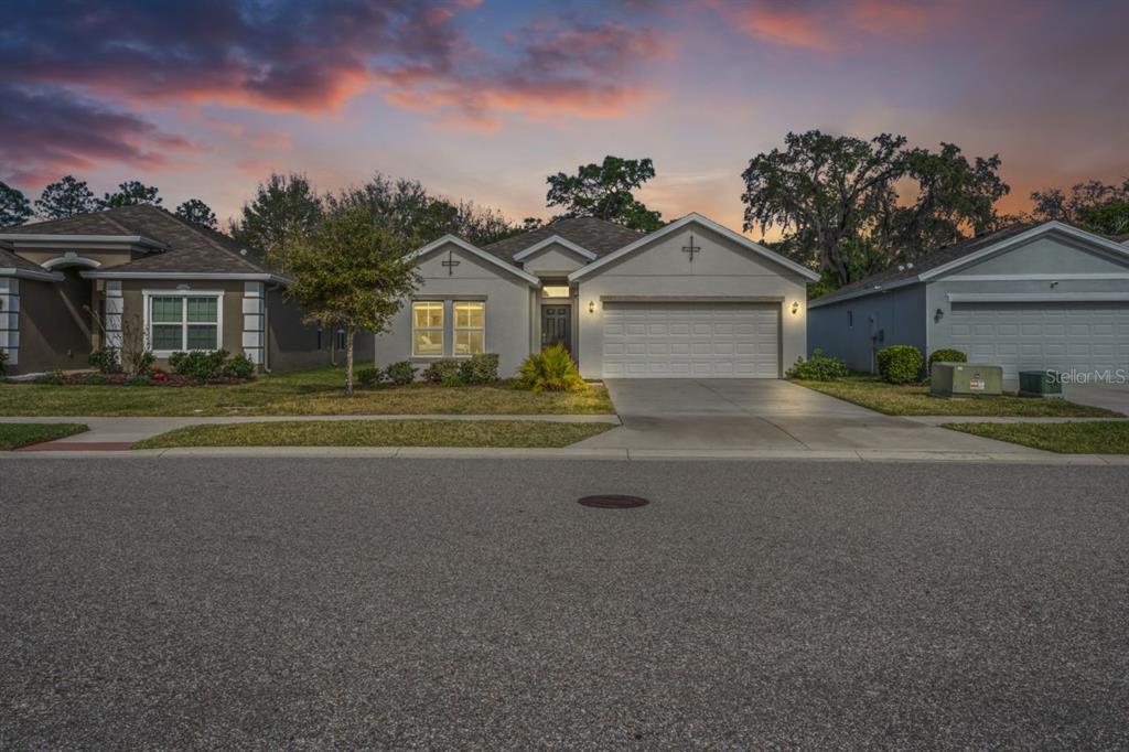 Foto principal - 571 Old Windsor Way