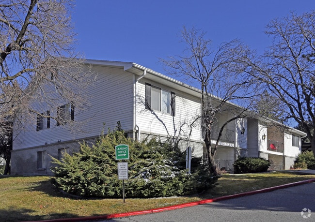 Building Photo - Canyon Heights