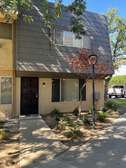 Building Photo - 5188 E Ashlan Ave