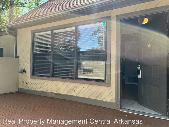 Building Photo - 1 br, 1.5 bath House - 5709 Forest Place A...