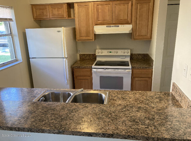 Foto del edificio - 2376 Fox Hollow Dr
