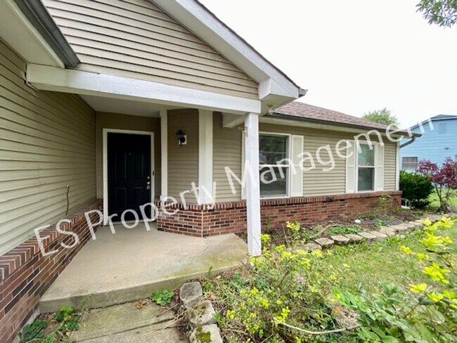 Foto del edificio - Wonderful 3 Bedroom 2 Bathroom Ranch Style...