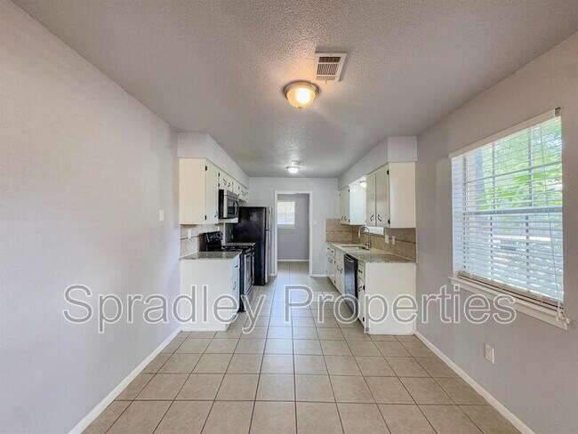 Foto del edificio - 1014 N Wall St