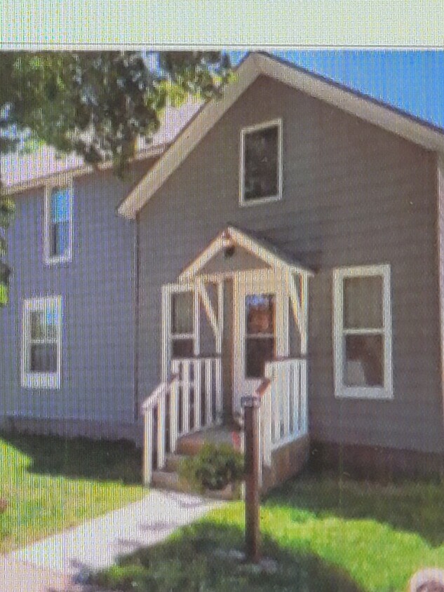 Foto principal - 206 N Locust St