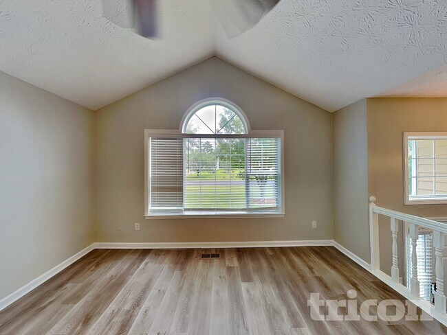 Foto del edificio - 172 N White Pines Dr