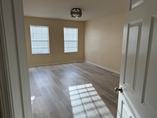 Foto del edificio - 3071 Ashland Ln N