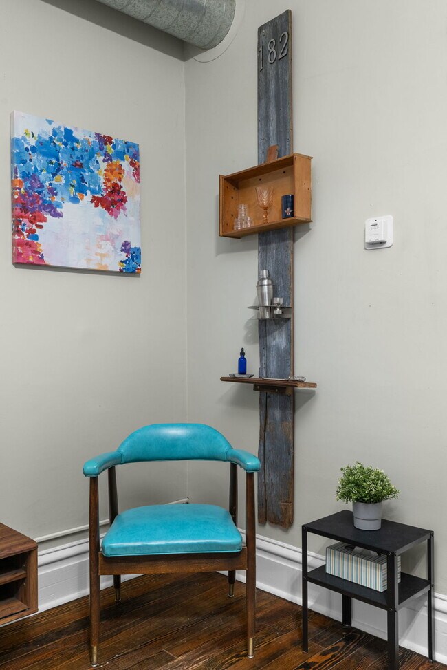 Foto del edificio - 2819 Shenandoah Ave