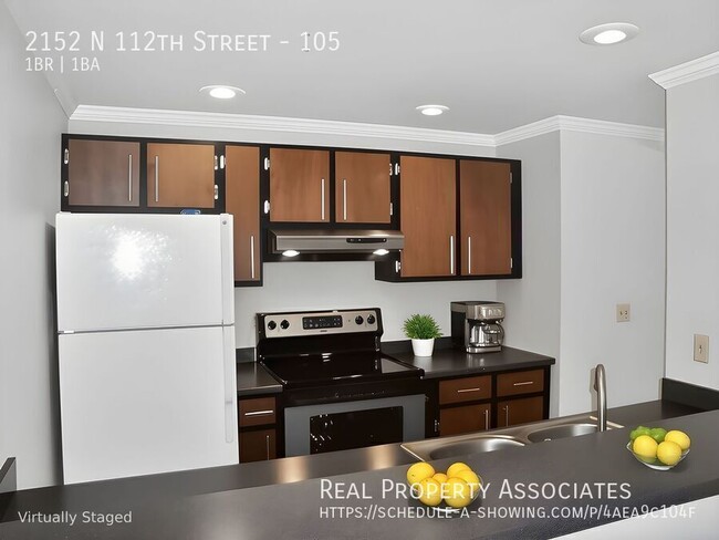 Foto del edificio - 2152 N 112th St