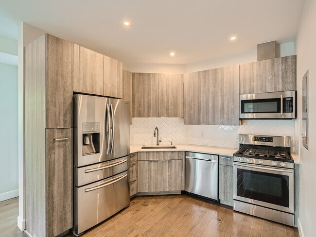Foto del edificio - New 2BR/2BA Townhouse In RiNo!!!!!!
