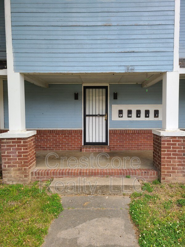 Primary Photo - 126 W North St