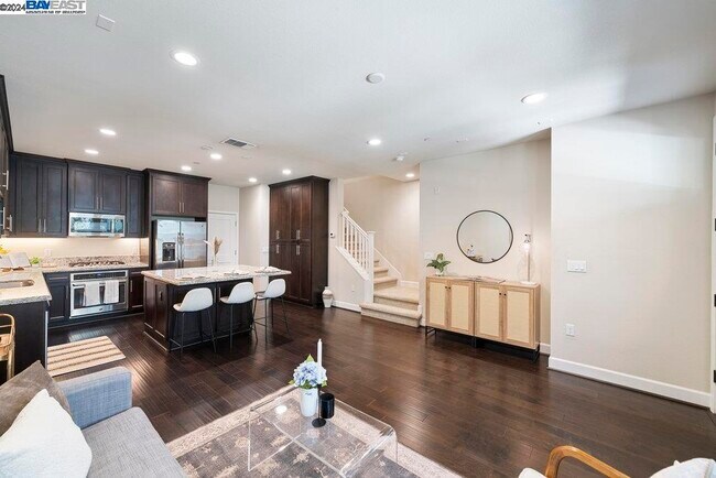 Foto del edificio - 418 Persimmon Common