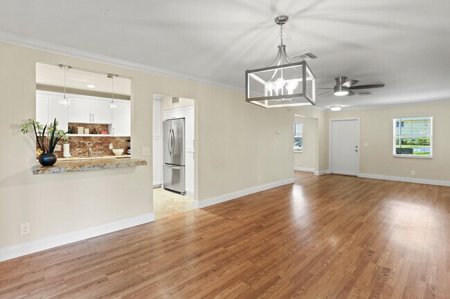 Building Photo - 2431 Del-Aire Blvd