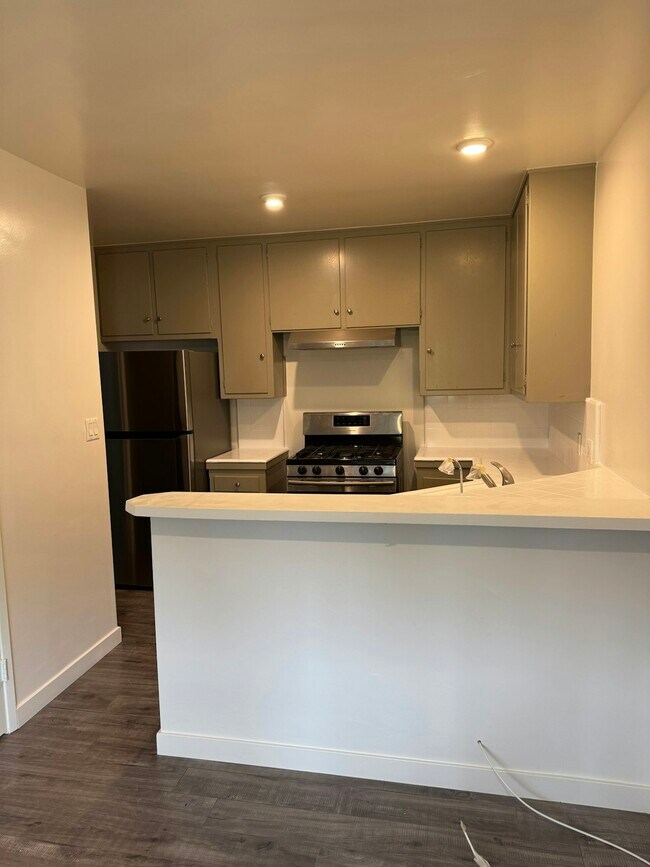 Foto del edificio - 6436 Whitsett Ave
