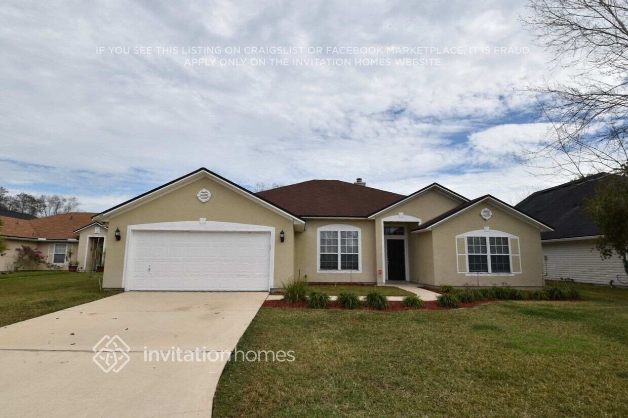 Foto principal - 10235 Chason Lakes Dr