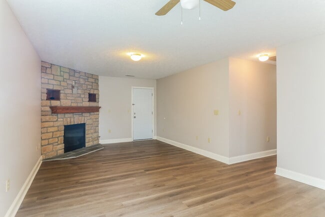 Building Photo - 3819 Liriope St
