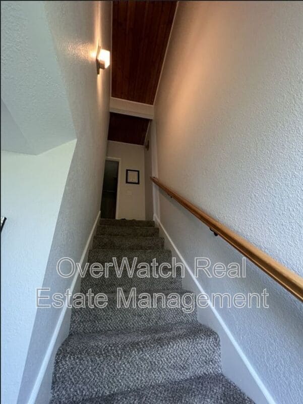 Foto del edificio - 341 E 46th Ave