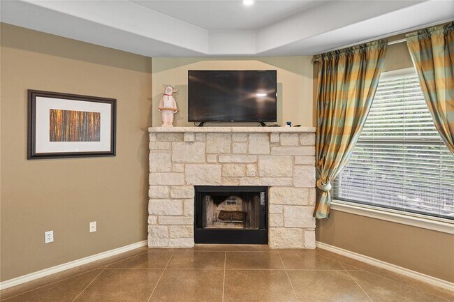 Building Photo - 18501 Staghorn Dr