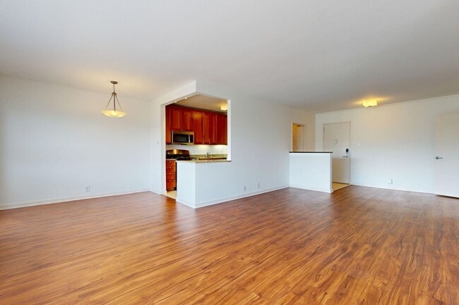 Interior Photo - Dorchester