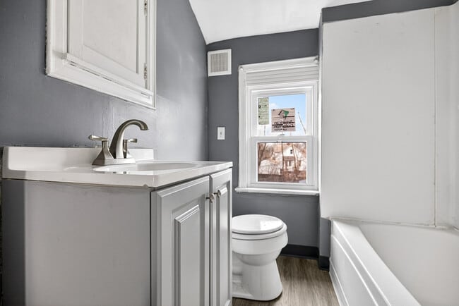 Building Photo - 12708 Craven Ave