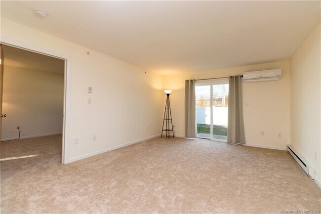 Building Photo - 466 Candlewood Lake Rd S