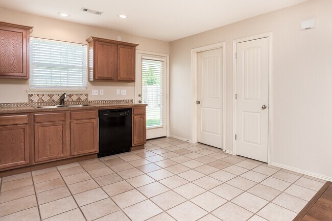 Foto del edificio - 4356 W Serviceberry Dr