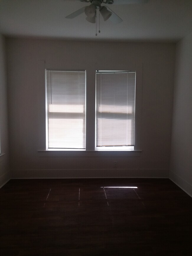 Building Photo - 575 Campus St