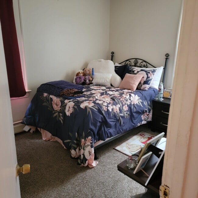 Building Photo - 116 Campbell Ave