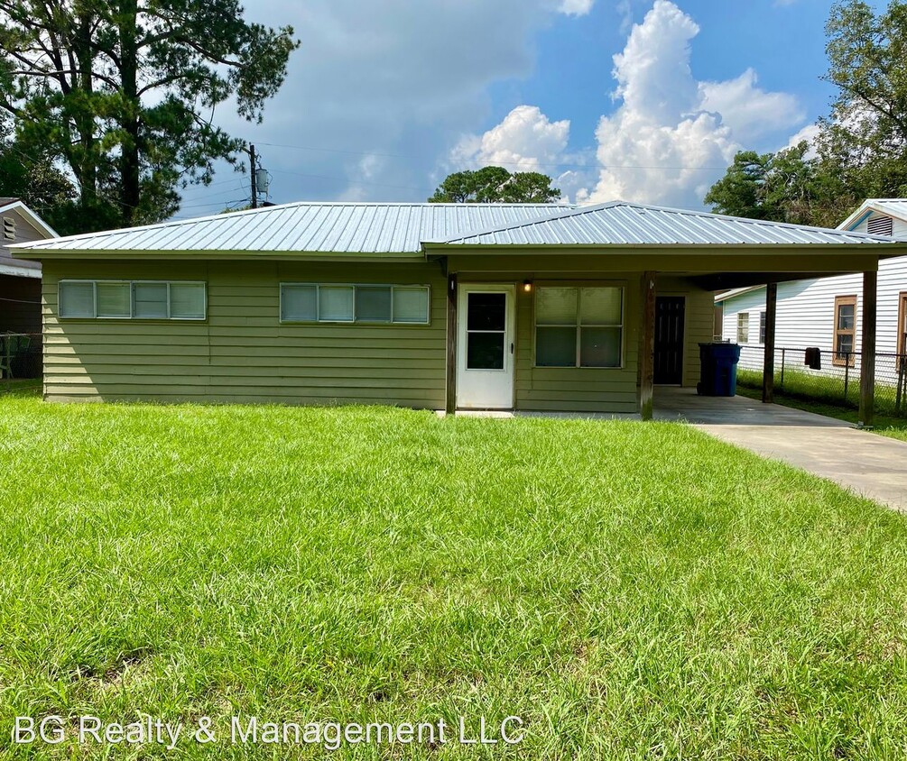 Primary Photo - 3 br, 1 bath House - 204 Doc Duhon