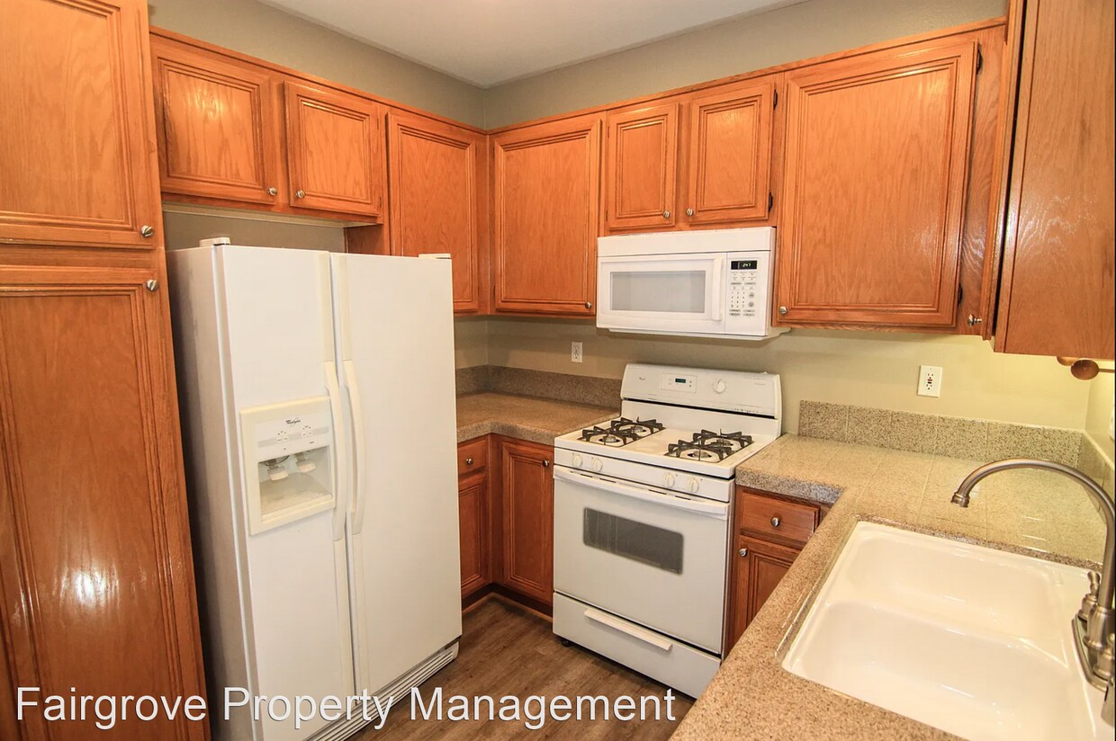Building Photo - 3 br, 2 bath House - 1 Vellisimo Dr