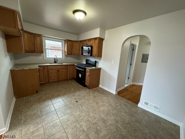 Foto del edificio - 315 W Price St