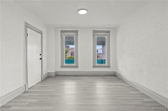 Foto del edificio - 385 Seventh St