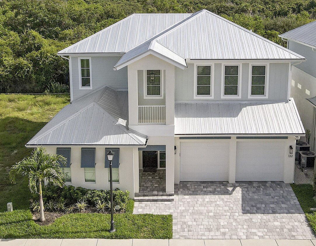 Primary Photo - 132 Ocean Estates Dr