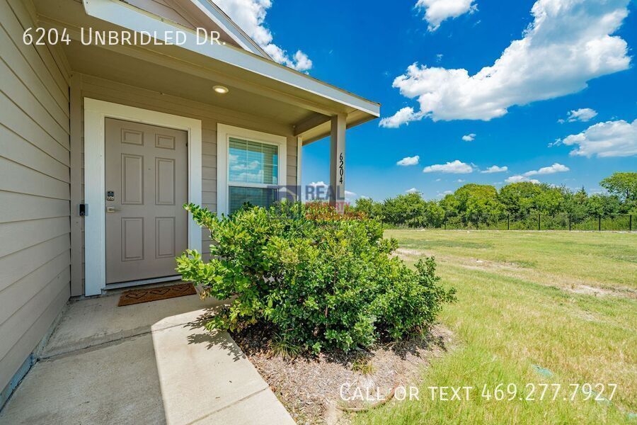 Foto principal - 6204 Unbridled Dr