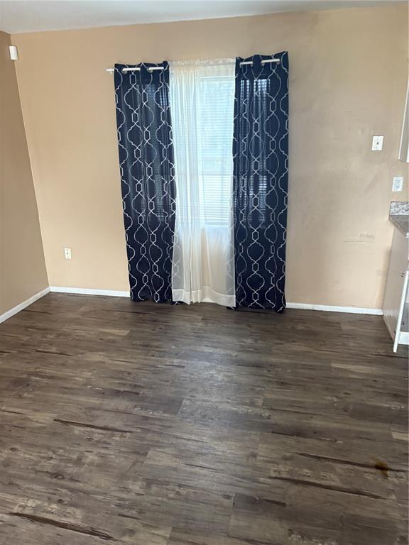 Building Photo - 6077 North Ln