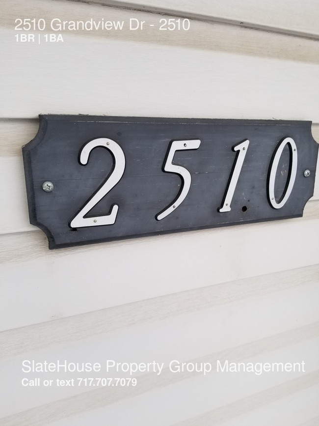Building Photo - 2510 Grandview Dr