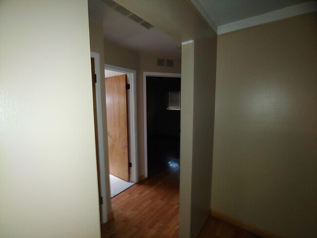 Foto del edificio - 25081 Patricia Ave