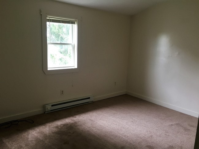 Bedroom 2 - 609 Grove City Rd