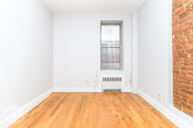 Foto del edificio - 354 Broadway