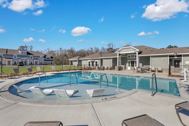 Cornisa del sol - Parkside at Miller Pond