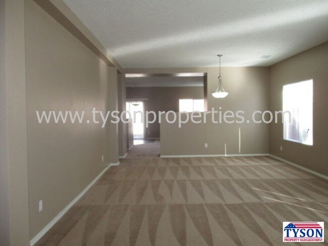 Building Photo - 6455 Shiprock Ct NE