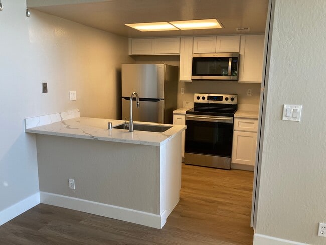 Building Photo - 63 Massolo Dr
