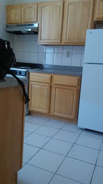 Primary Photo - 9159 191st St